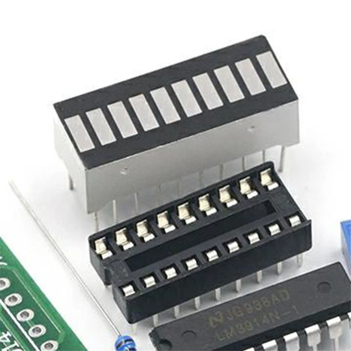 Reliable-LM3914 10 Segment 3.7V Lithium 12V Battery Capacity Indicator Module Power Level Tester LED Display DIY