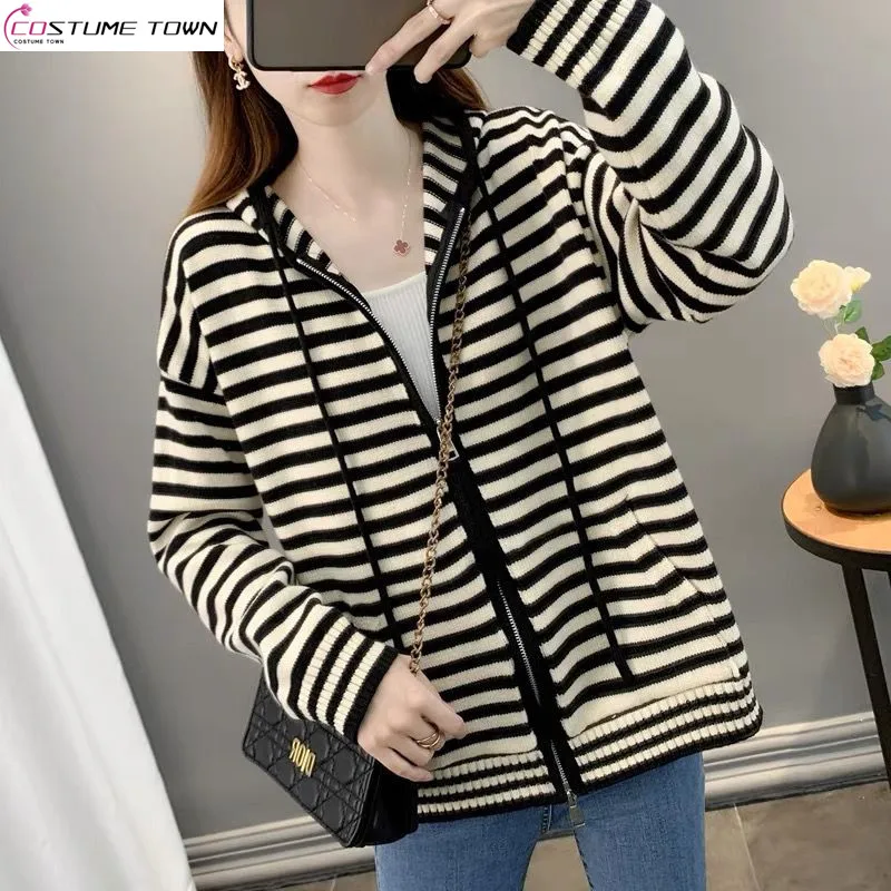 Hooded Striped Zippered Knitted Cardigan 2023 New Korean Version of Spring and Autumn Casual Fashion Versatile Women\'s Coat Top