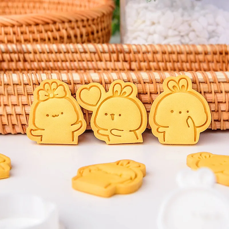 Cute Rabbit Cookie Plunger Cutter Cartoon Baking Mould Cookie Stamp Biscuit DIY Easter Bunny Mold Fondant Cake Decorating Tools