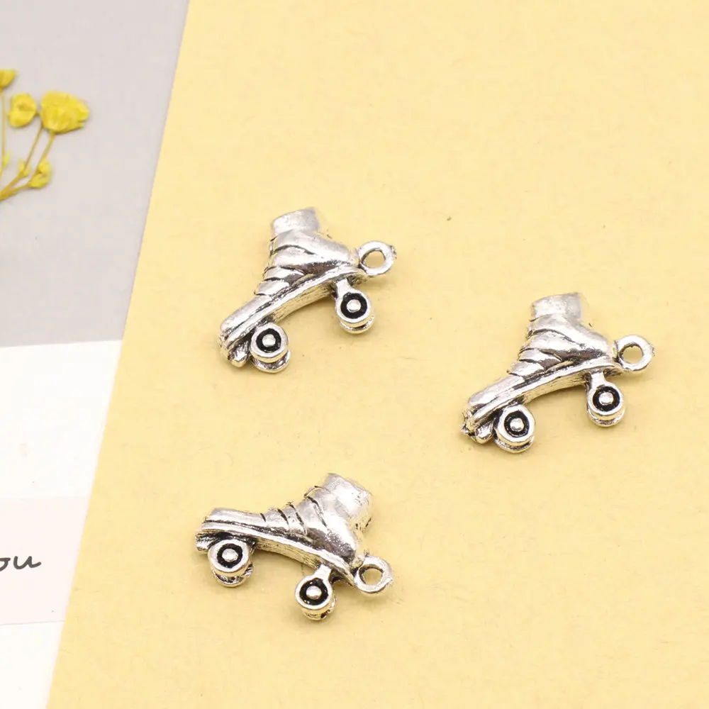 

5pcs 13x18mm Skates Charms Pendant Diy Children Craft Jewlery Trendy Antique Silver Color