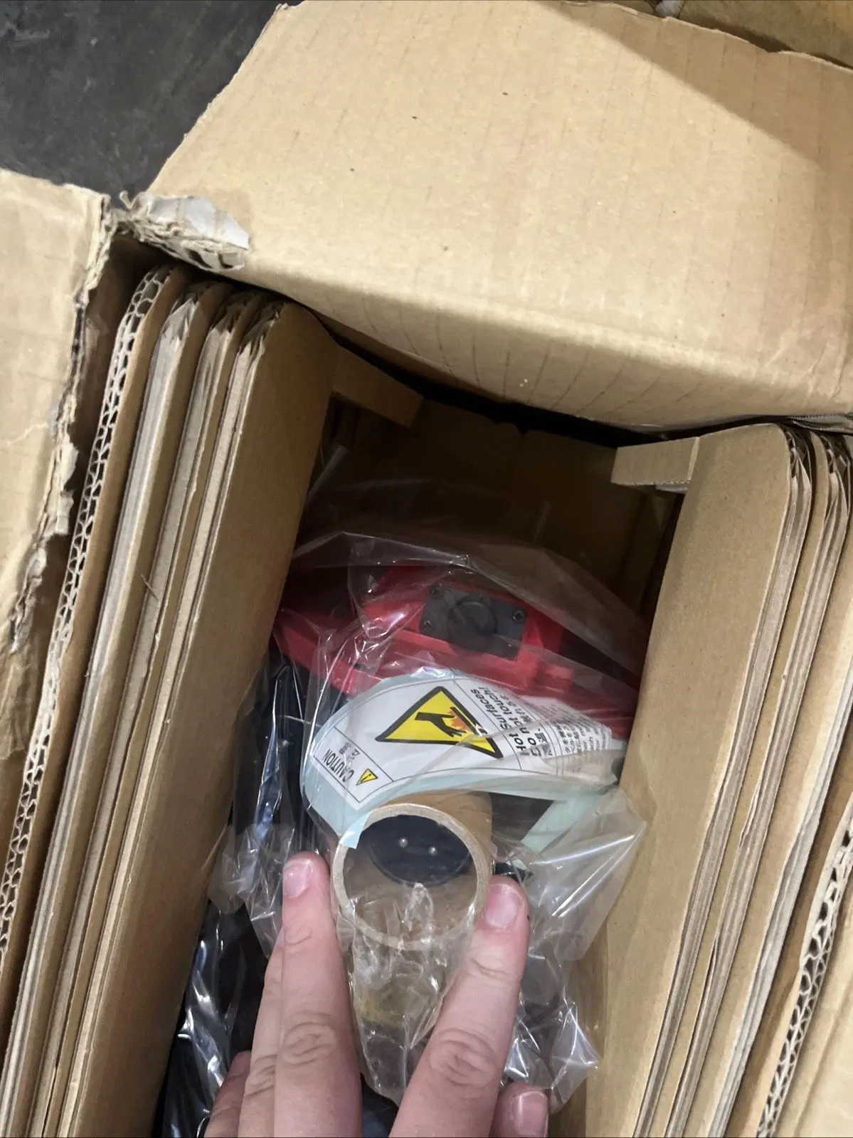 العلامة التجارية الجديدة A06B-0265-B605 # S000 A06B-0267-B605 # S000 A06B-0268-B605 # S000 A06B-0272-B605 # S000 ضمان لمدة سنة واحدة