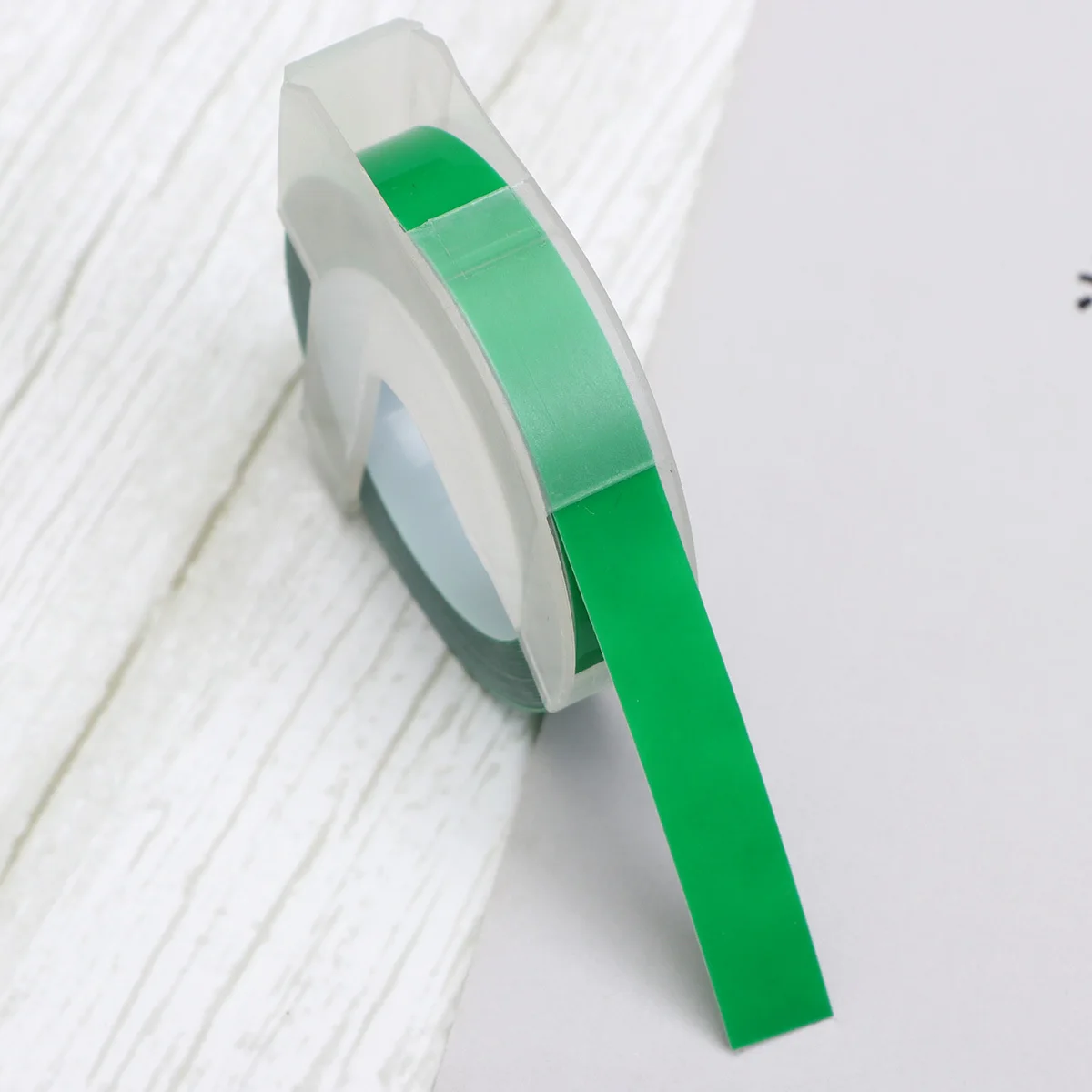 

3D Embossing Green Durable Long Lasting Pet Material Clear Printing for Daily Use Label Maker 3D Embossed Manual Tape