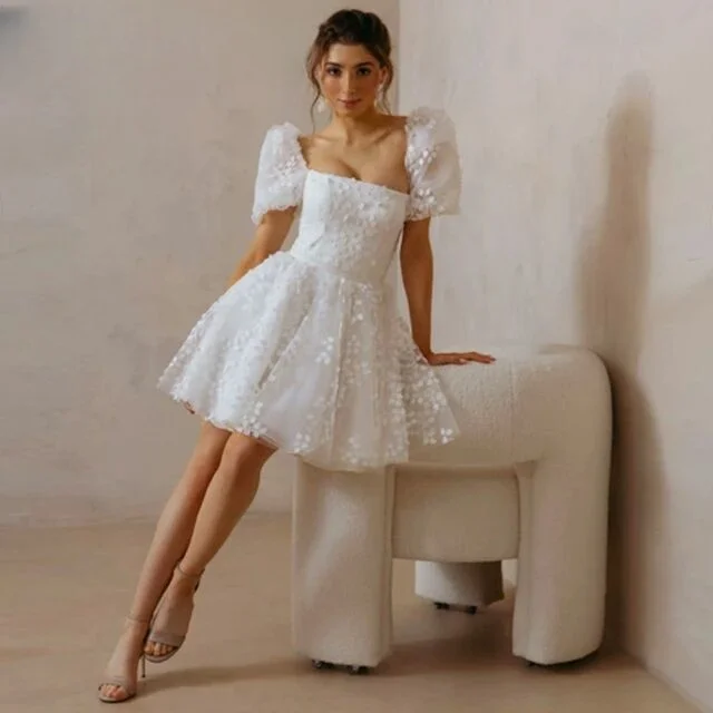 

Customized Lace Mini Short Wedding Dresses Lace Up Puffy Puff Sleeves Square Neck Bridal Party Gowns A Line Backless 2025