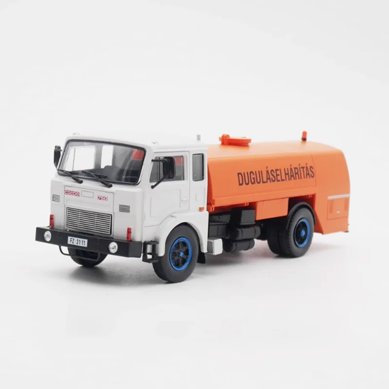 

IXO Diecast 1:43 Scale Csepel D-700 Truck Alloy Car Model Finished Product Simulation Toy Collection Static Display