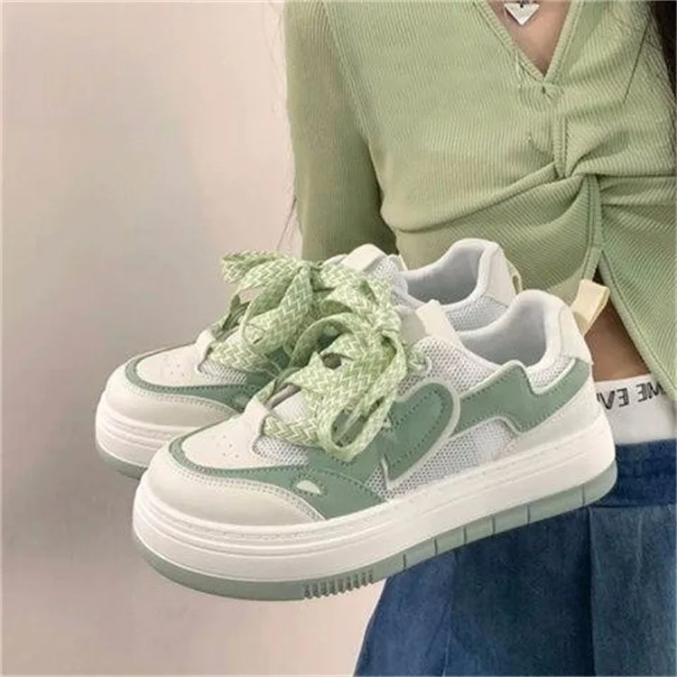 Little White Shoes Women 2024 New Spring Summer Mesh Breathable Casual Versatile Board Shoes Student Flat Athletic Running Shoes