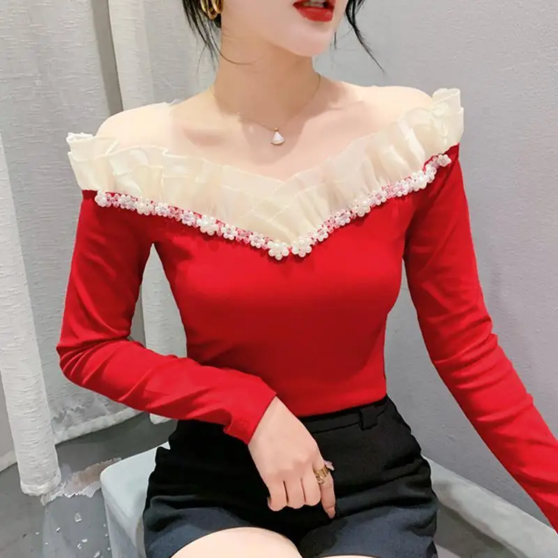 

Modern Fashion Spring New Women's Solid Color Spliced Ruffles Beading Off Shoulder Slash Neck Lace Long Sleeve Slim T-shirt Tops