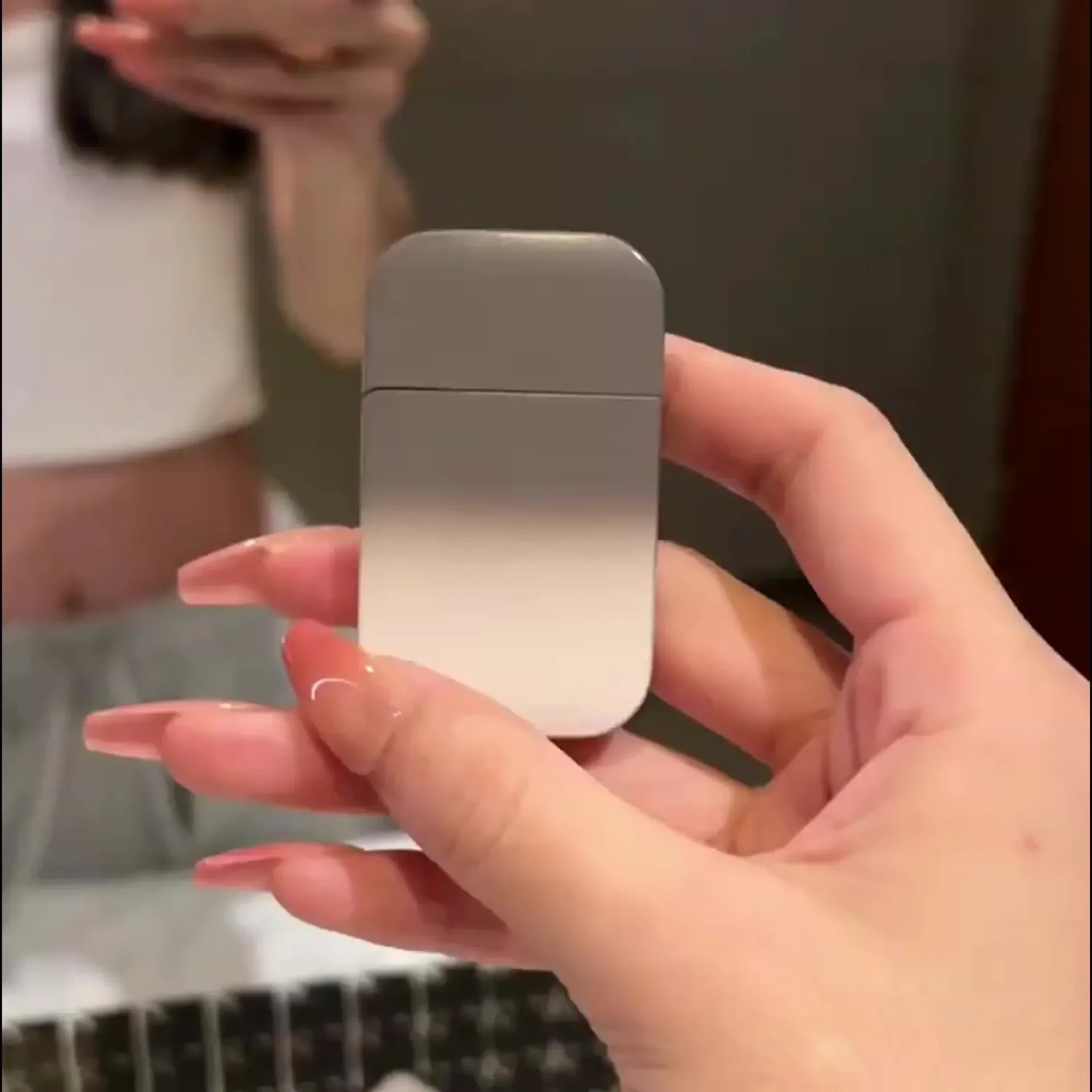 

High Beauty Butane Gas Windproof Direct Spray Pink Flame Turbo Lighter Torch Metal Gradient Lighter INS Network Women's Gift