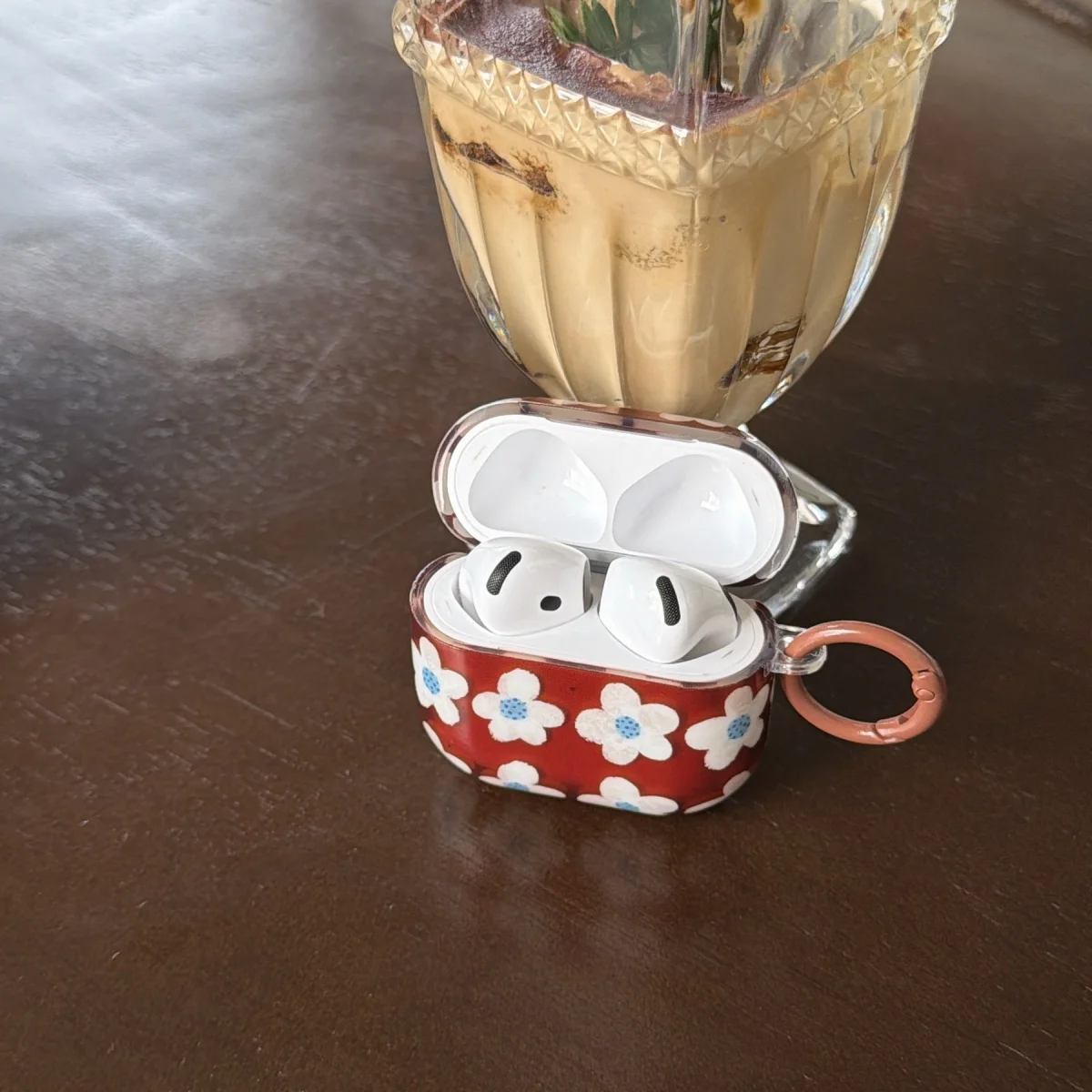 Simple Brown White Flower Suitable For Airpods Pro3 Headphone Case 4th Generation Airpods 1 2nd Generation Protective Case