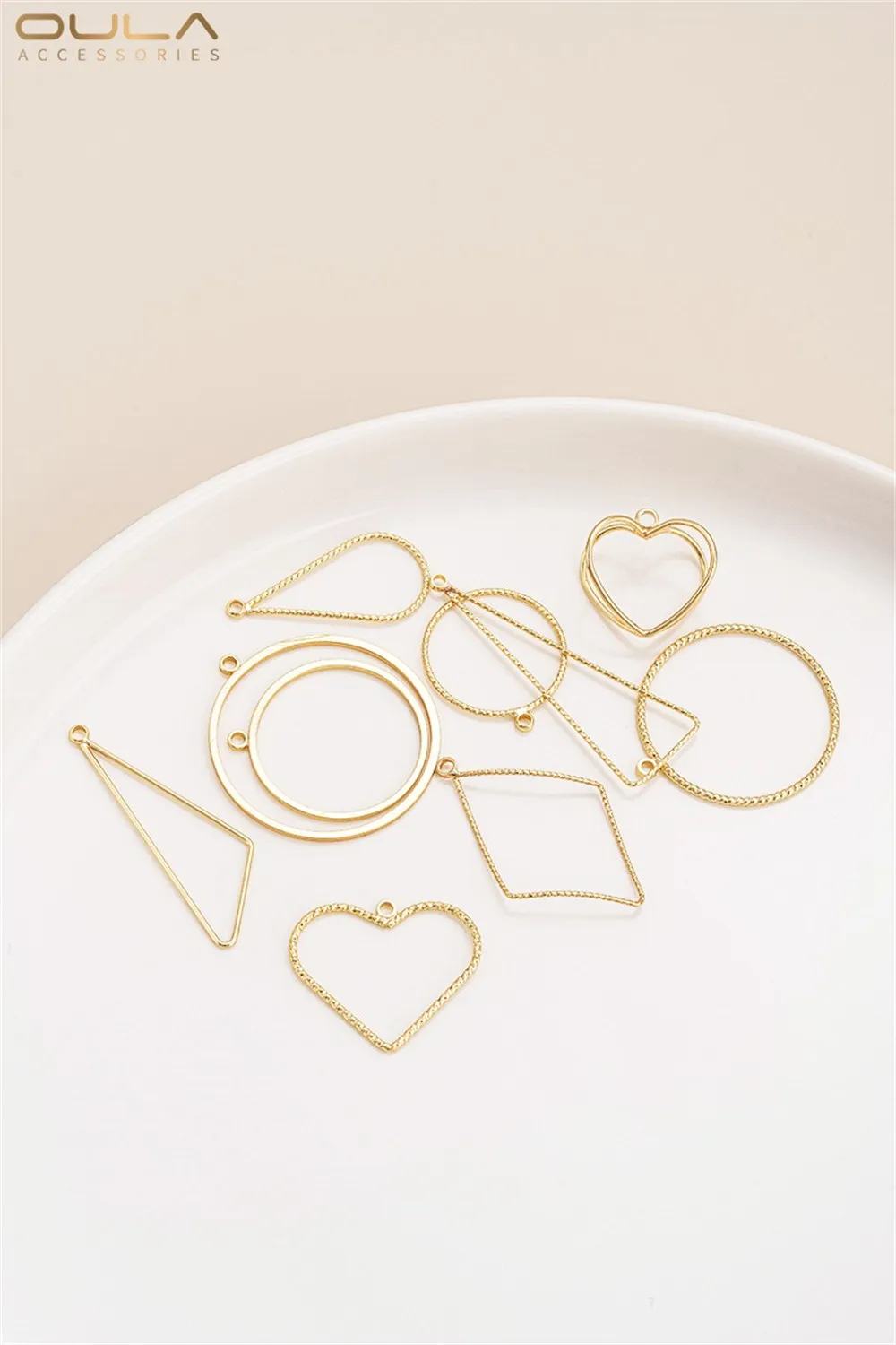 1pcs 14K Gold-plated Geometric Frame Pendant, Round Water Drop Triangular Heart Shape Diy Handcrafted Earring Pendant Accessory