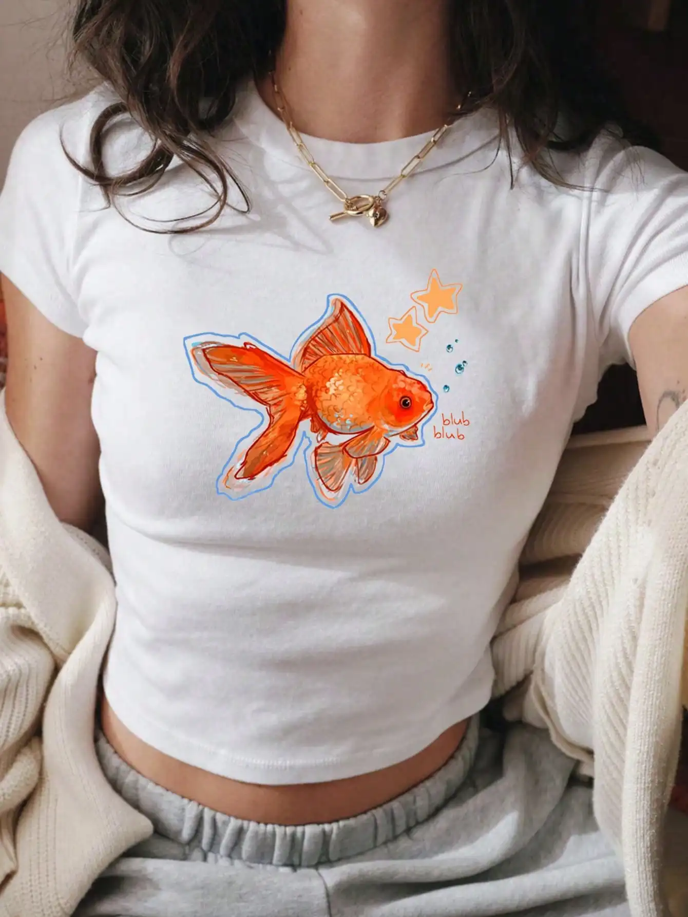 

Укороченная футболка с короткими рукавами и принтом Y2K Goldfish для женщин, повседневный топ с графическим рисунком для пляжного отдыха