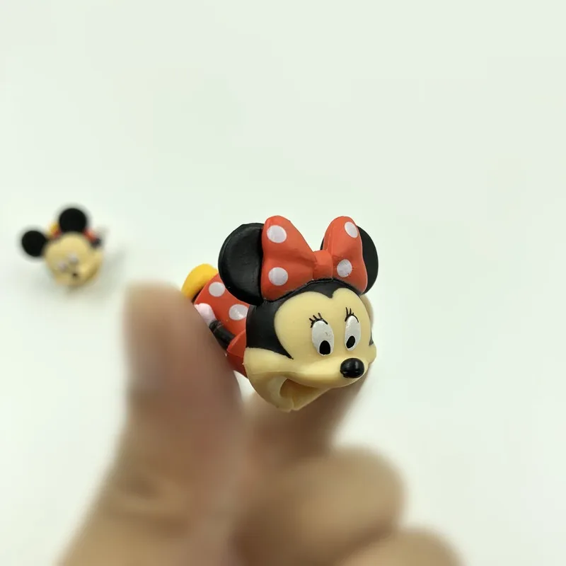 Disney Mickey Ochrona przewodu ładującego Stitch Etui na kabel USB do iPhone\'a Xiaomi Uniwersalna osłona ochronna na kabel ładujący