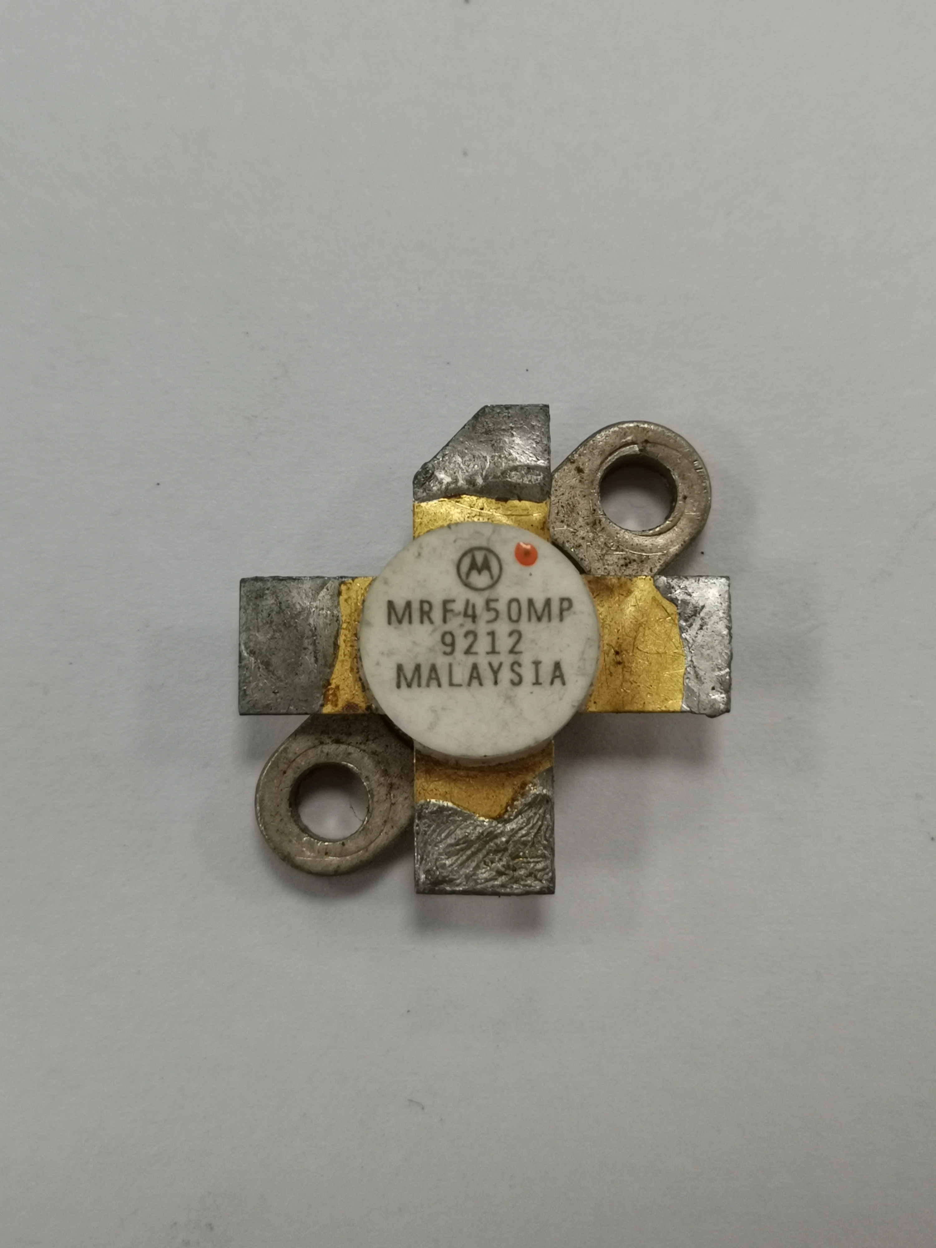 

MRF450MP цена на 1 единицу, без налога ВЧ-лампы, радиочастотный ламповый усилитель, резистор и емкость модуля RF