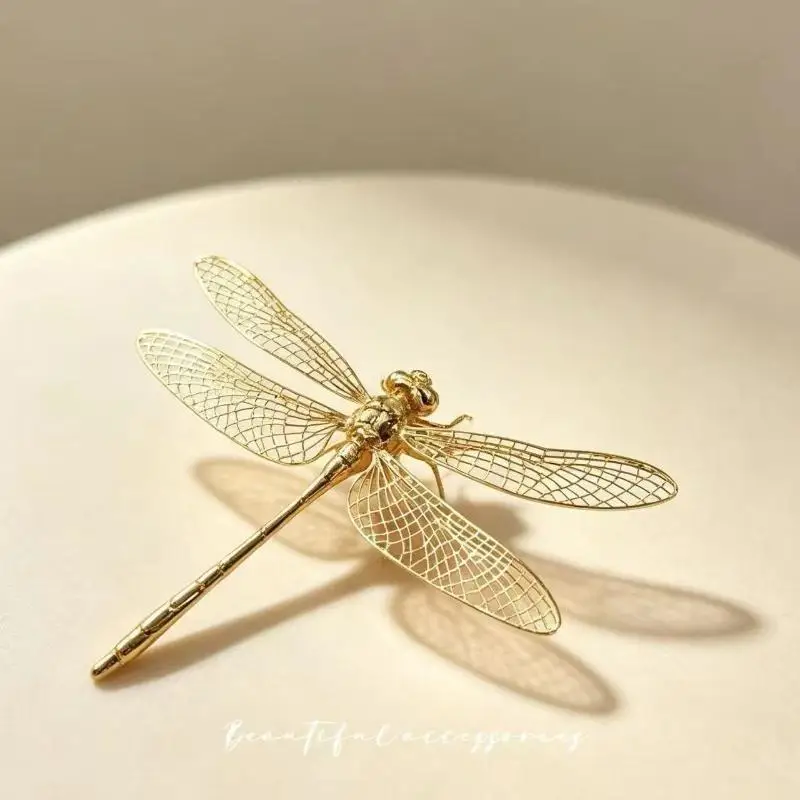 Metal Cicada Figurine Hollow Wing Metal Craft Ornament Mini Desktop Statue Fairy Garden Home Decor Art Collectible Party Gifts