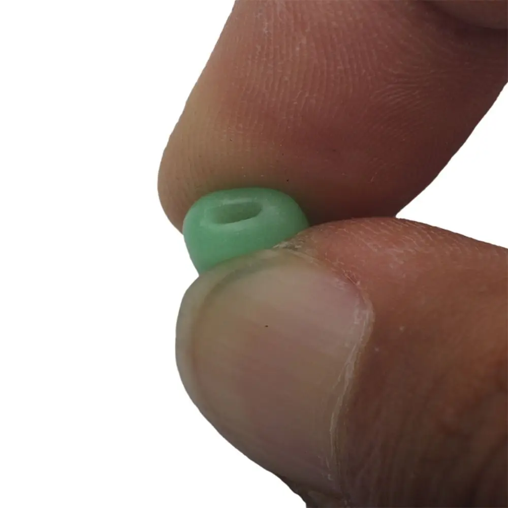 100pcs Cylindrical Luminous Fishing Beads Anti-Collision Glowing Glowing Fishing Space Stopper Luminous Soft Rubber Rock Fishing
