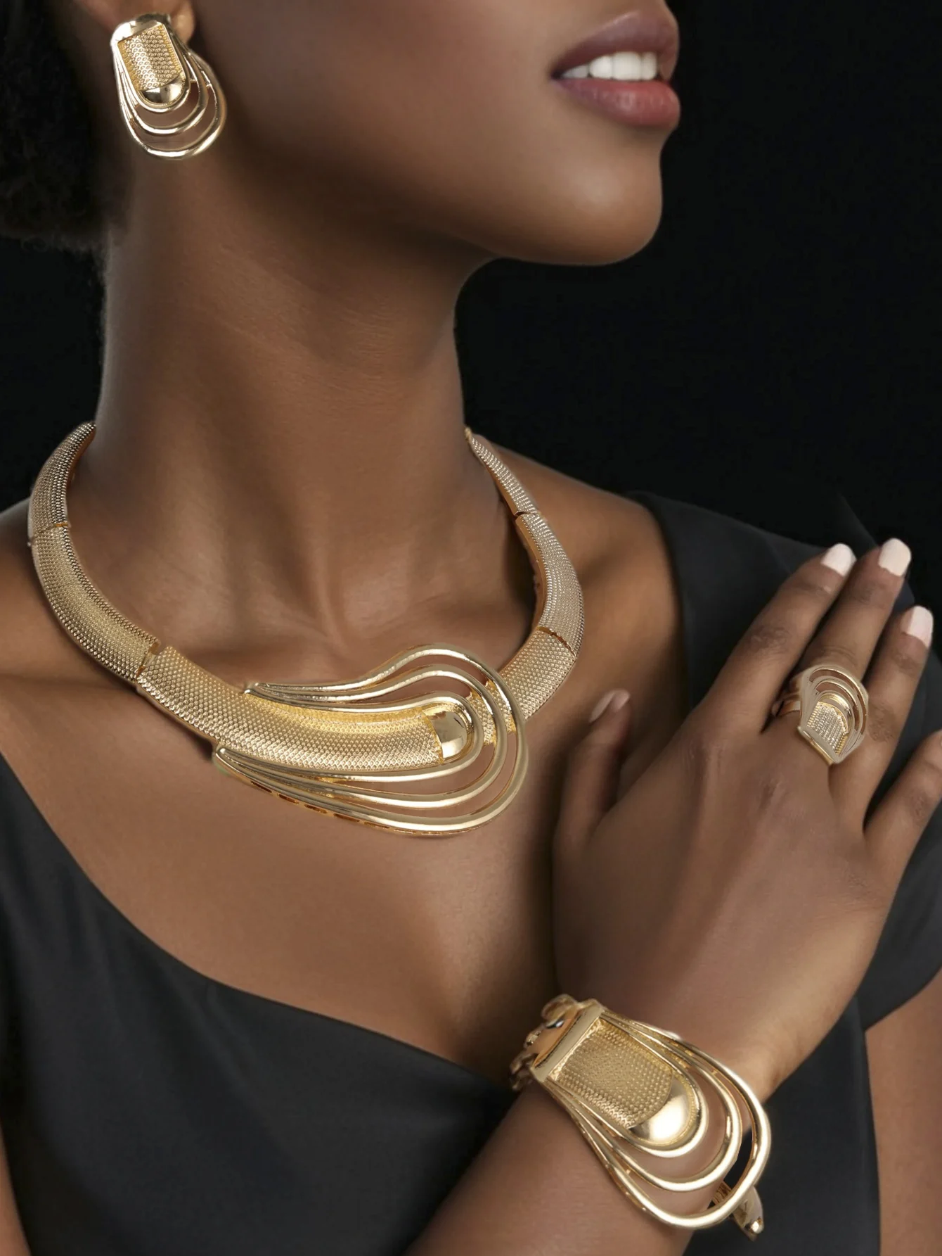African Fashion Earrings Necklace Ring Jewelry Set for Women Luxury Gold Color Earrring Geometry Design Italy Wedding Gift
