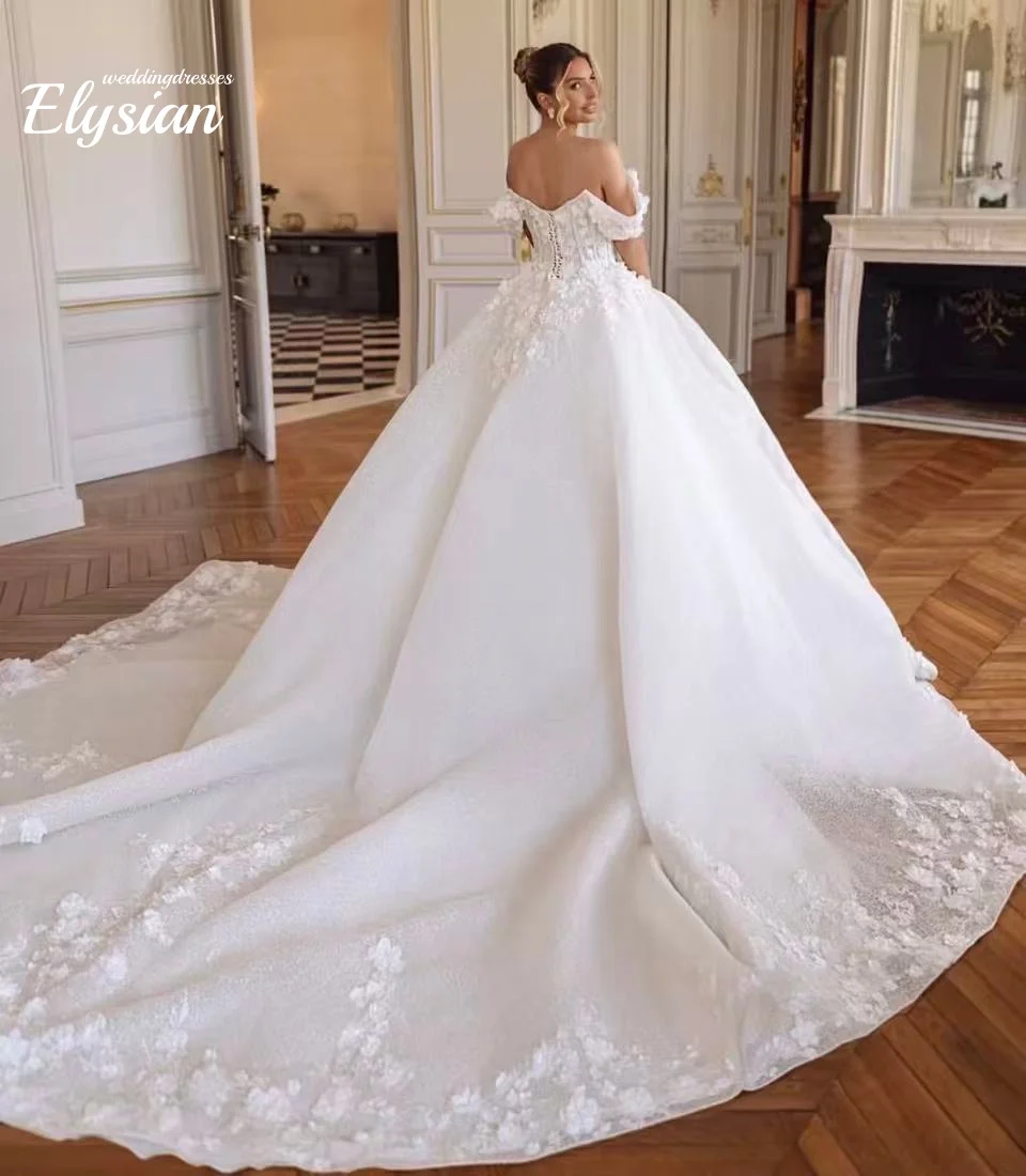 Personnalisé magnifique Appliques Court Train robe de bal robe de mariée romantique encolure dégagée perles fleurs princesse robe de mariée