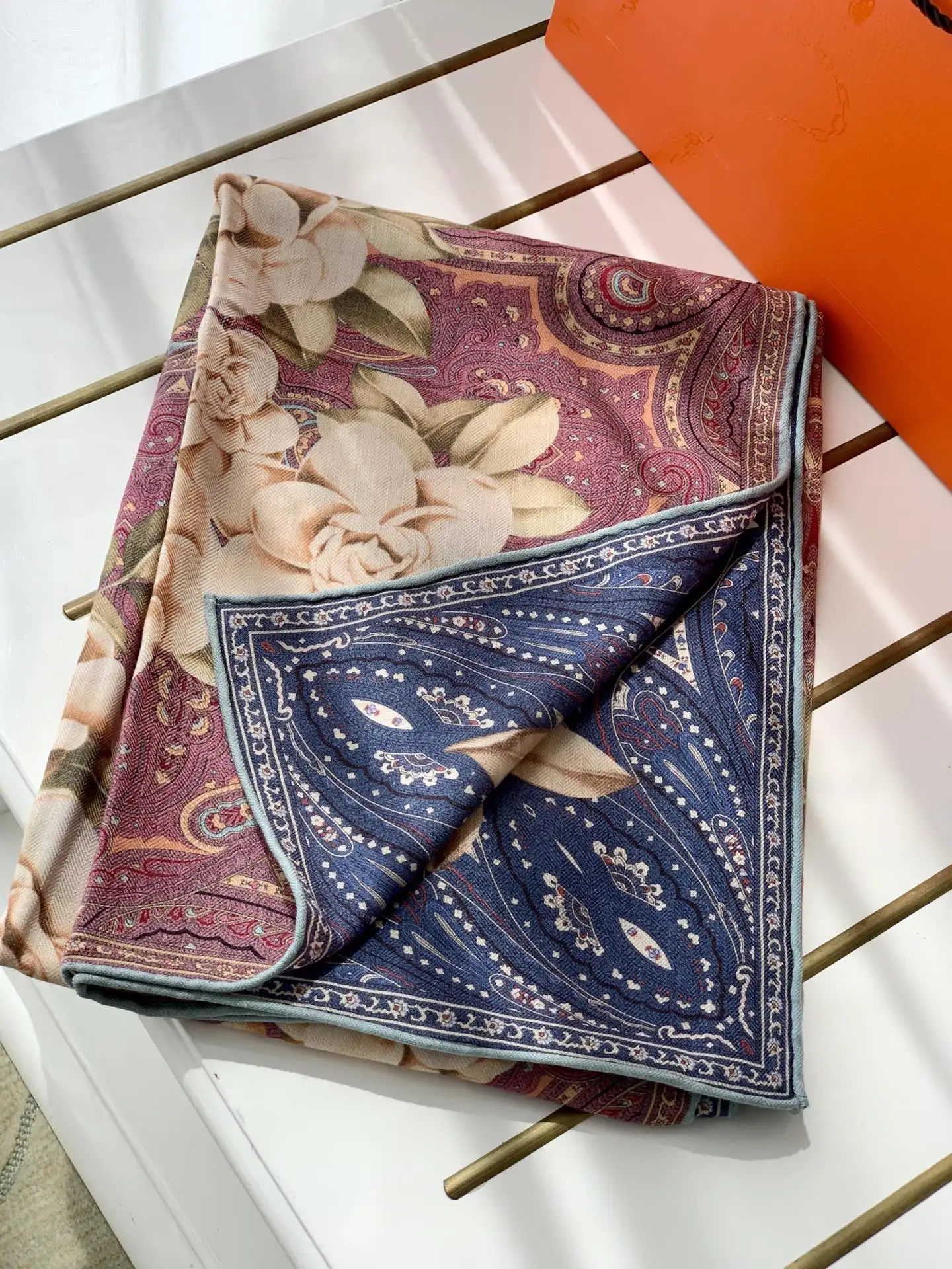 

Silk cashmere Muslim breathable spring and autumn high-end women's shawl scarf