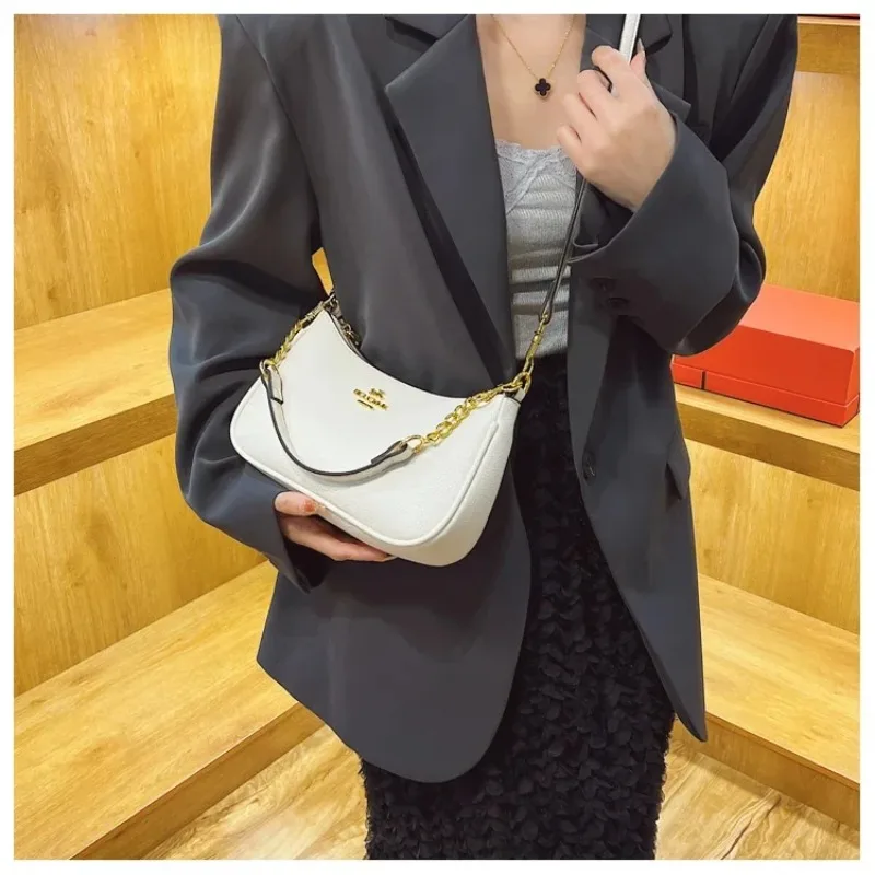 

Elegant Design Zipper Crossbody Bag Outdoor Leisure Portable Handbag Classic Retro Shoulder Bag