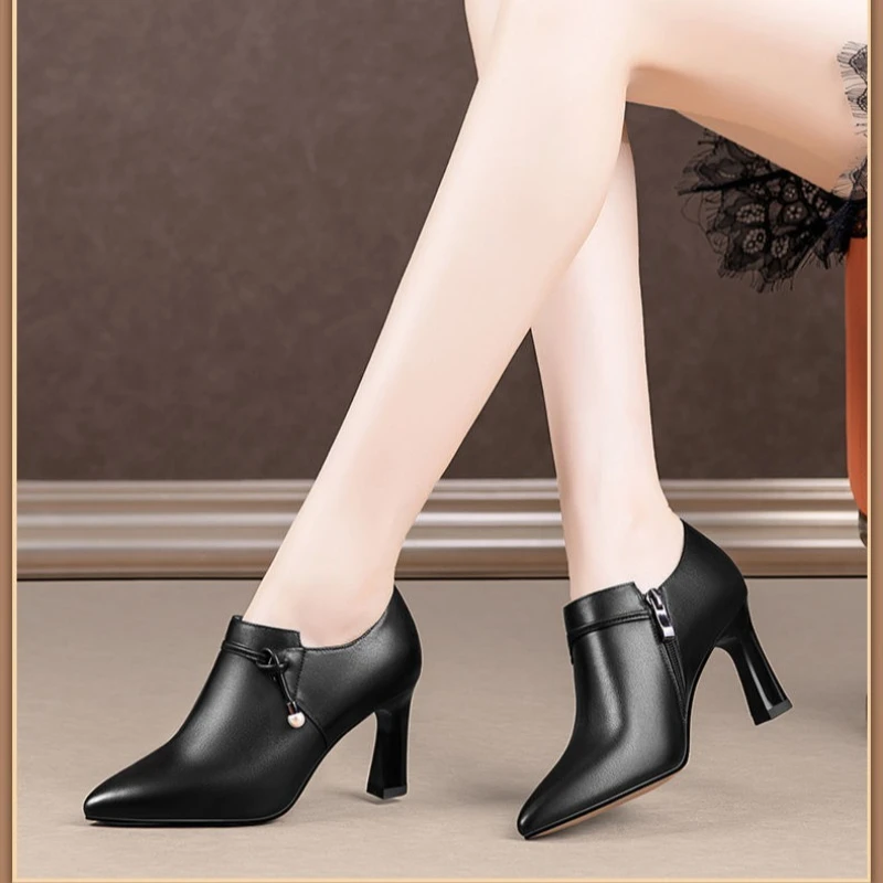 أحذية السيدات 2025 موضة الصيف الترفيه مريحة سستة عالية الكعب ساحة تو مقاوم للماء عدم الانزلاق عالية الكعب حجم كبير #1