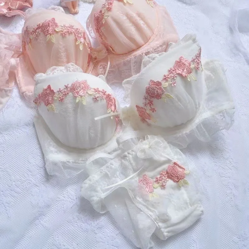 

2024 Sweet Lolita Lingerie Cute Pure Bra Set White Sweet Briefs Female Girl Japanese Brattle Wireless Lace Flower Bra Panties