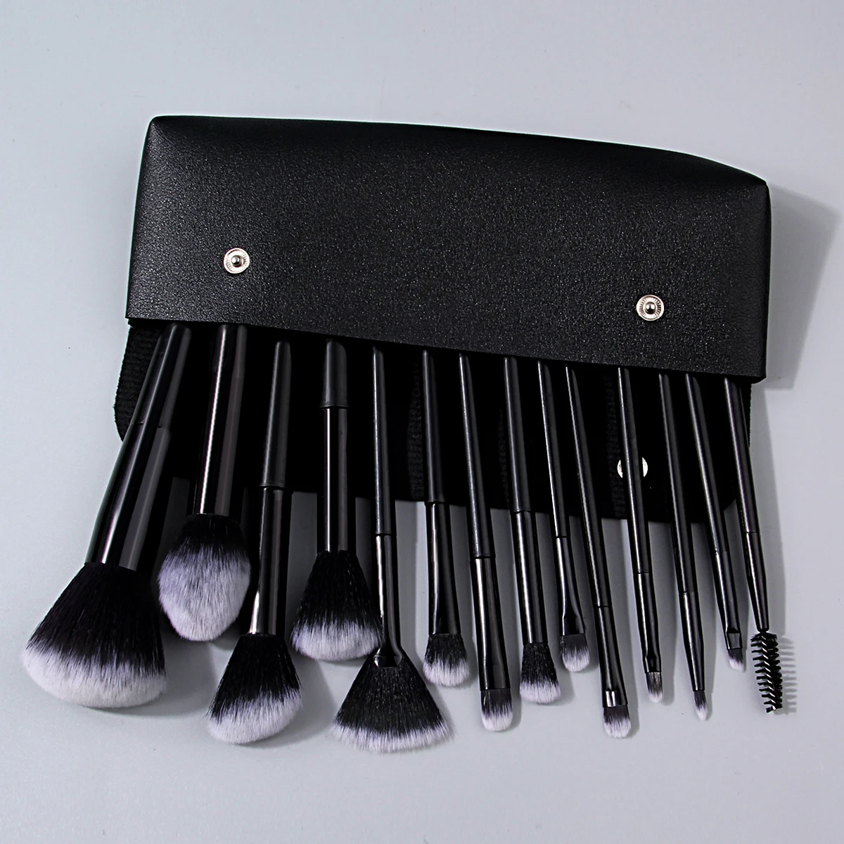 19PCS multi-purpose makeup brush set + soft mini sponge egg/triangular powder puff + travel portable storage bag
