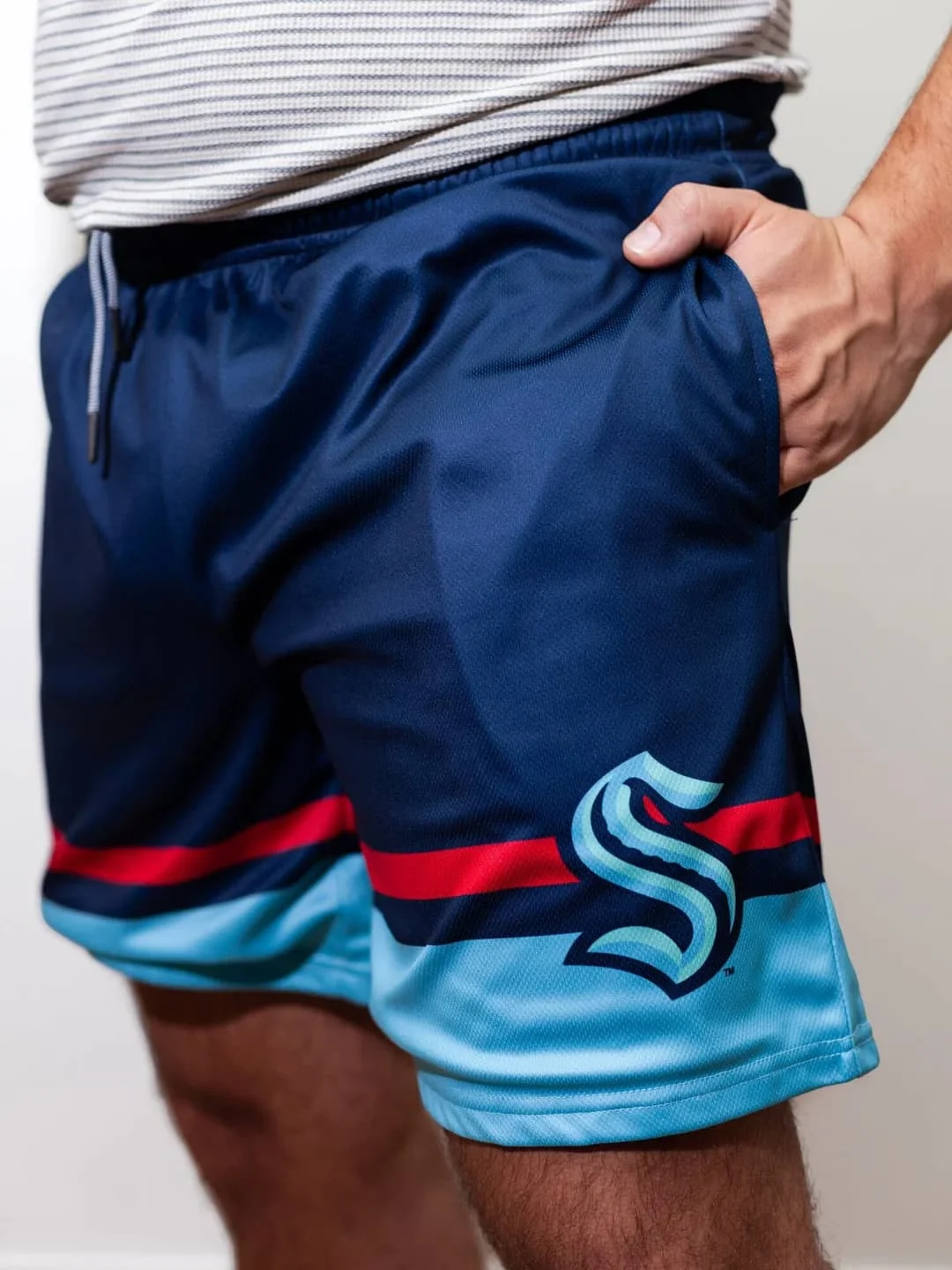 Retro Seattle Kraken Wave S Logo Ice Hockey Shorts Men Navy Sky Blue Red Stripes Breathable Training Fan Summer Casual Shorts
