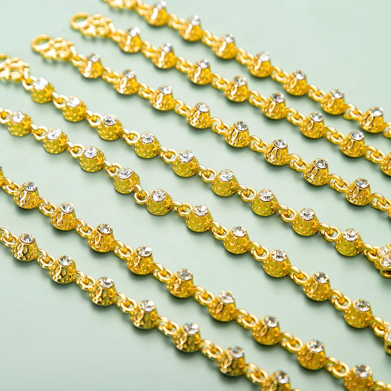 سلسلة رأس لحفلات الزفاف من الكريستال الذهبي على طراز المحكمة الرجعية العربية إكسسوار زفاف رائع للاحتفالات التقليدية