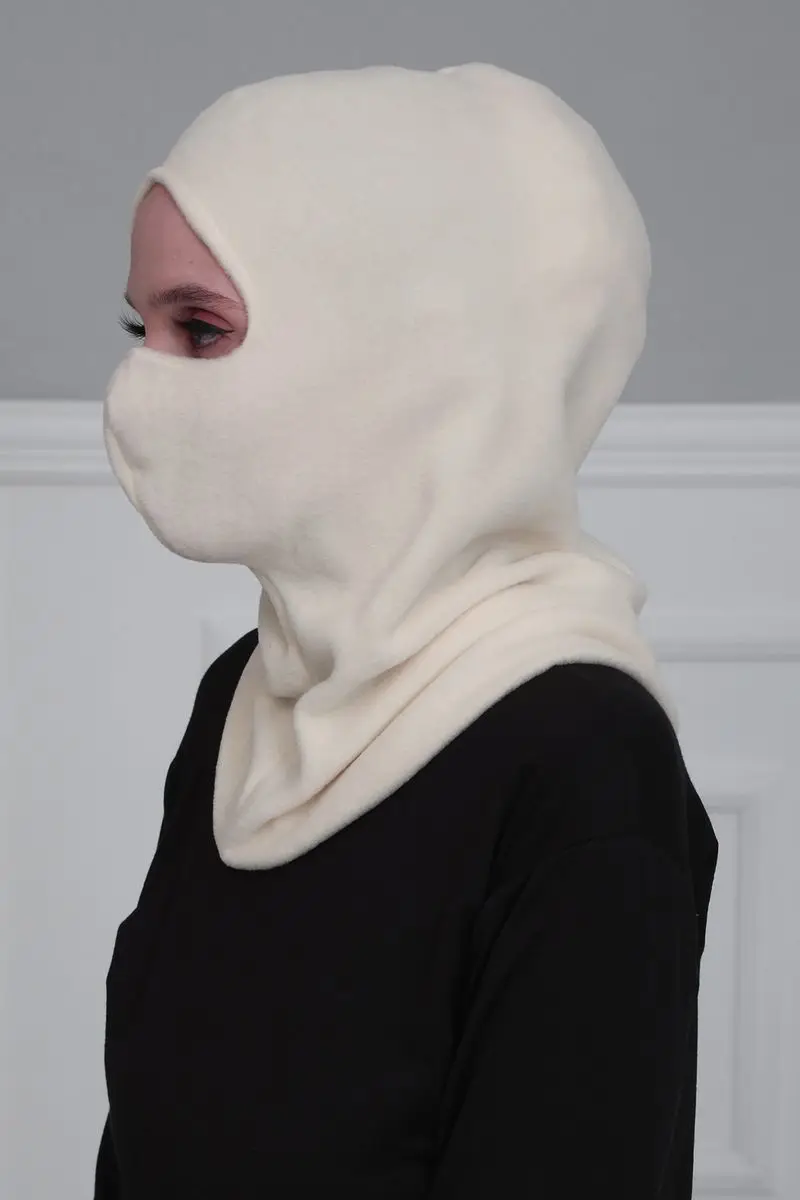 Masked fleece Knochen creme