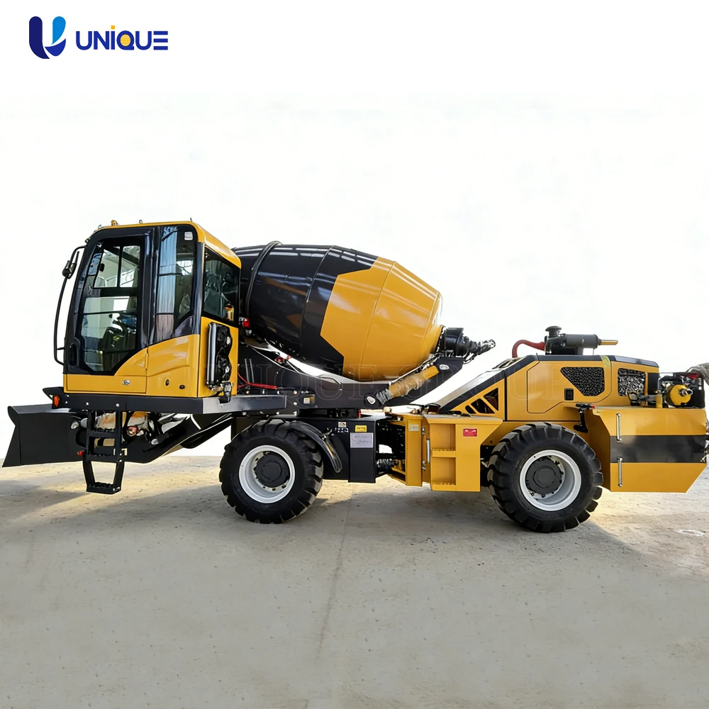 4.0m3 Self Loading Concrete Mixer Truck 270° Rotation for Build Road Project