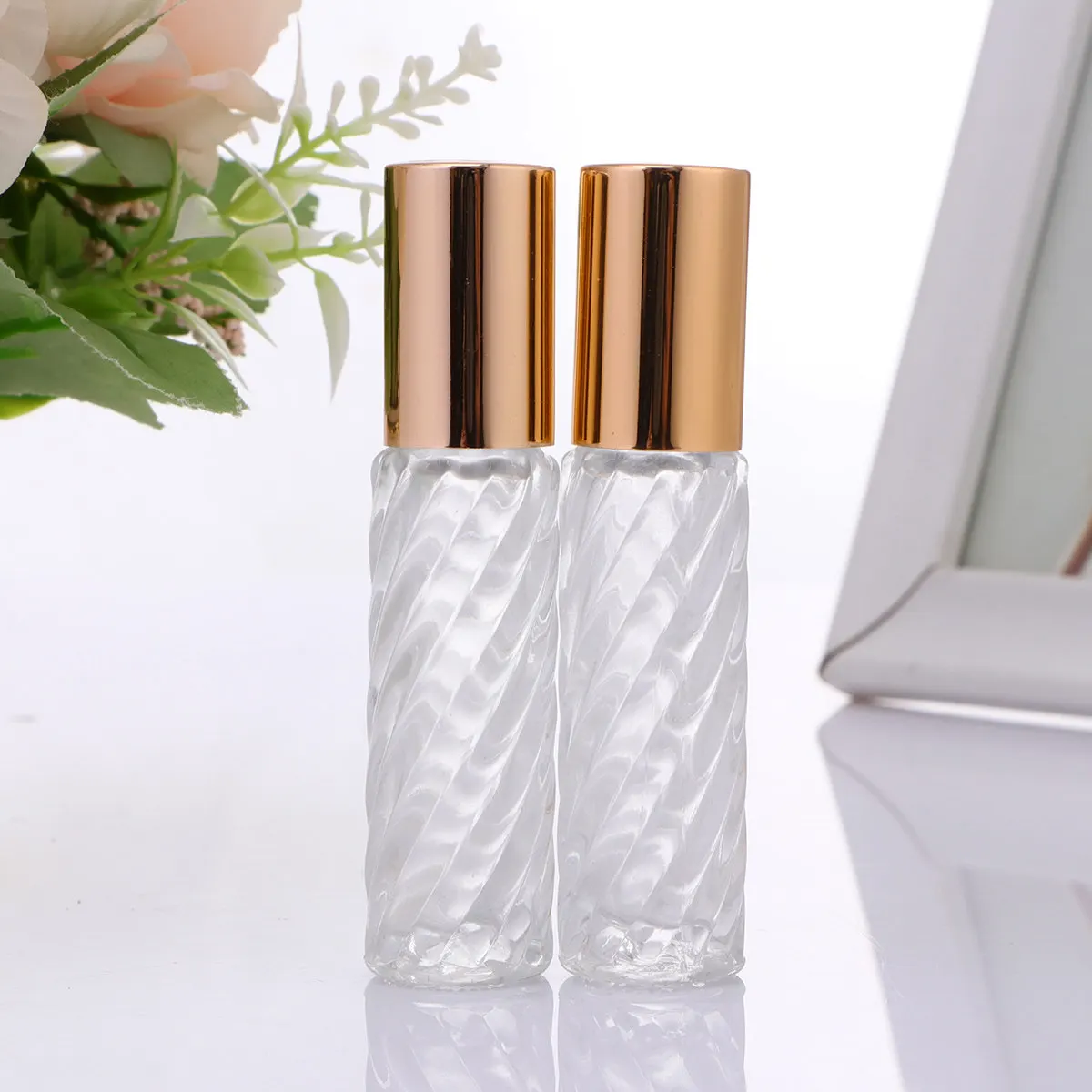 10Pcs Glass Essential Oil Roller Bottles Professional Design Refillable Perfume Roll-on Makeup Containers Travel Size 5Ml Leak