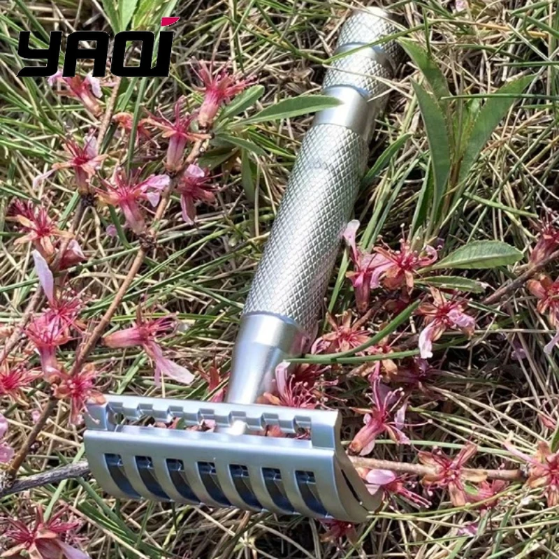 YAQI KNIGHT-HELMET Stainless Steel DE Safety Razor Hypoallergenic Men's Grooming Shaving Tool with Handle