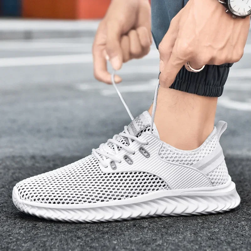 Men Sneakers Summer Mesh Breathable Casual Walking Shoes Solid Color Lace-Up Flat Comfort Walking Running Shoes Tennis Shoes