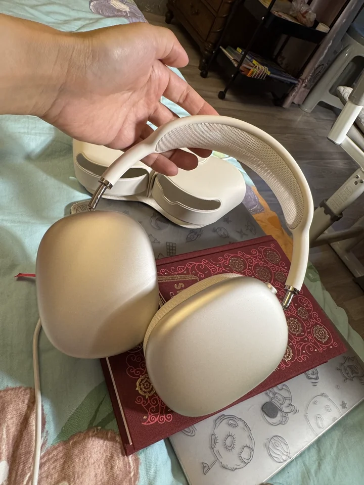 2026 Nouveau populaire réduction active du bruit Pods montés sur la tête Max Bluetooth casque cache-oreilles magnétiques lot de réduction du bruit