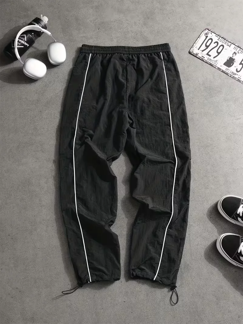 Men's Y2K Letter Graphic Baggy Pants Color Block Drawstring Punk Pants with Pockets