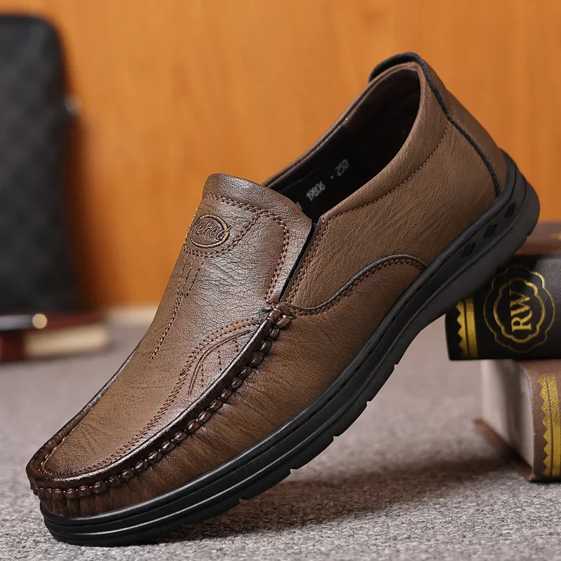 Brand new comfortable men's casual fashion breathable high-end sole business formal wear breathable slide to the brand