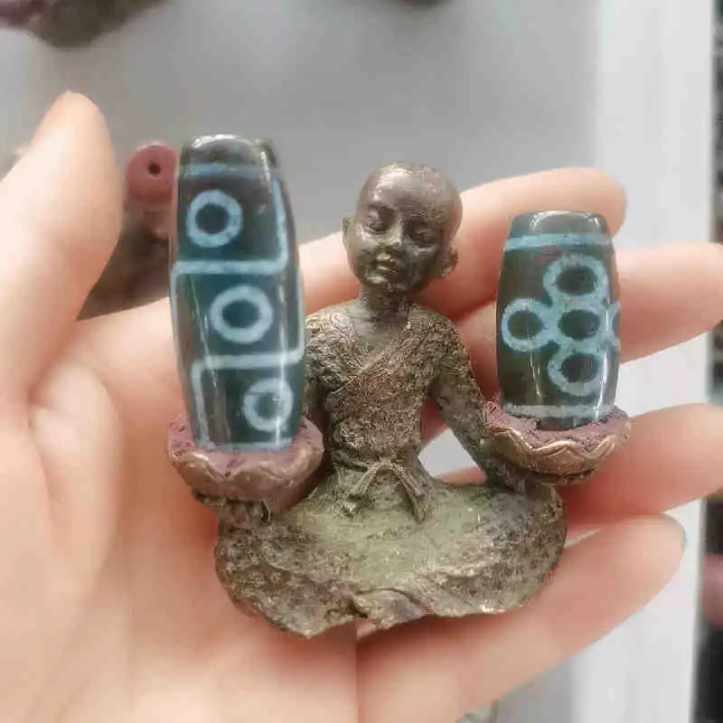 

Antique Style Dzi Bead Candle Holder Agate Dzi Bead Incense Holder Wholesale Baby Buddha Cinnabar Agate Dzi Bead Jade Craft