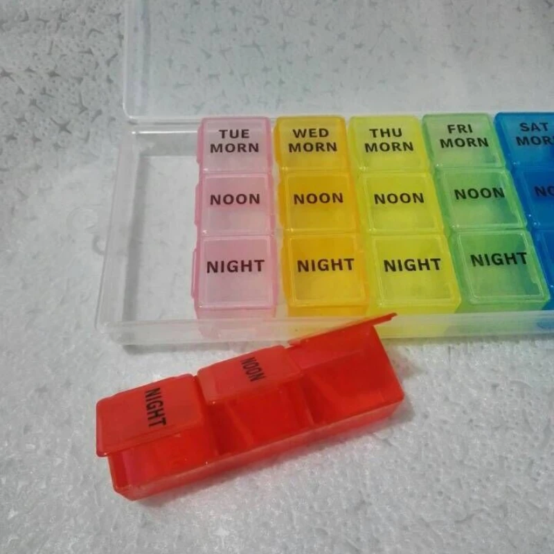 Colorful Portable One Week Medicine Box Travel Storage Box Can Be Divided Into 21 Compartments, With One Row Per Day