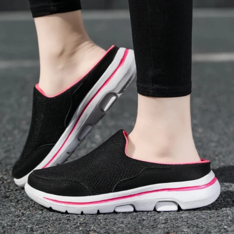 

Summer Women Slippers Breathable Home Indoor Slippers Men Thick Bottom Slides Fashion Couple Walking Shoes