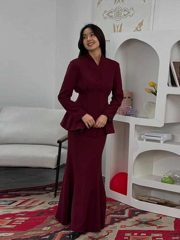 Elegantes einreihiges Hemd für Damen, solides Stehkragen, plissiertes Oberteil, Hüftpaket, schlanke Dame, lange Röcke, 2026, Frühlings- und Sommeranzug