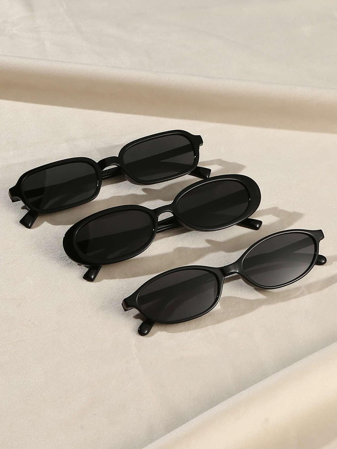 3Pcs Fashionable Oval Small Frame Black Combination Glasses Simple and Fashionable Pure Color Basic Glasses