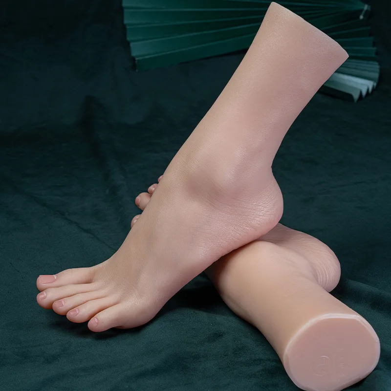 

Lifelike Appearance Realistic Silicone Foot Model Simulation 1:1 Female Mannequin Feet Fetish Nail Art Practice Display 23CM