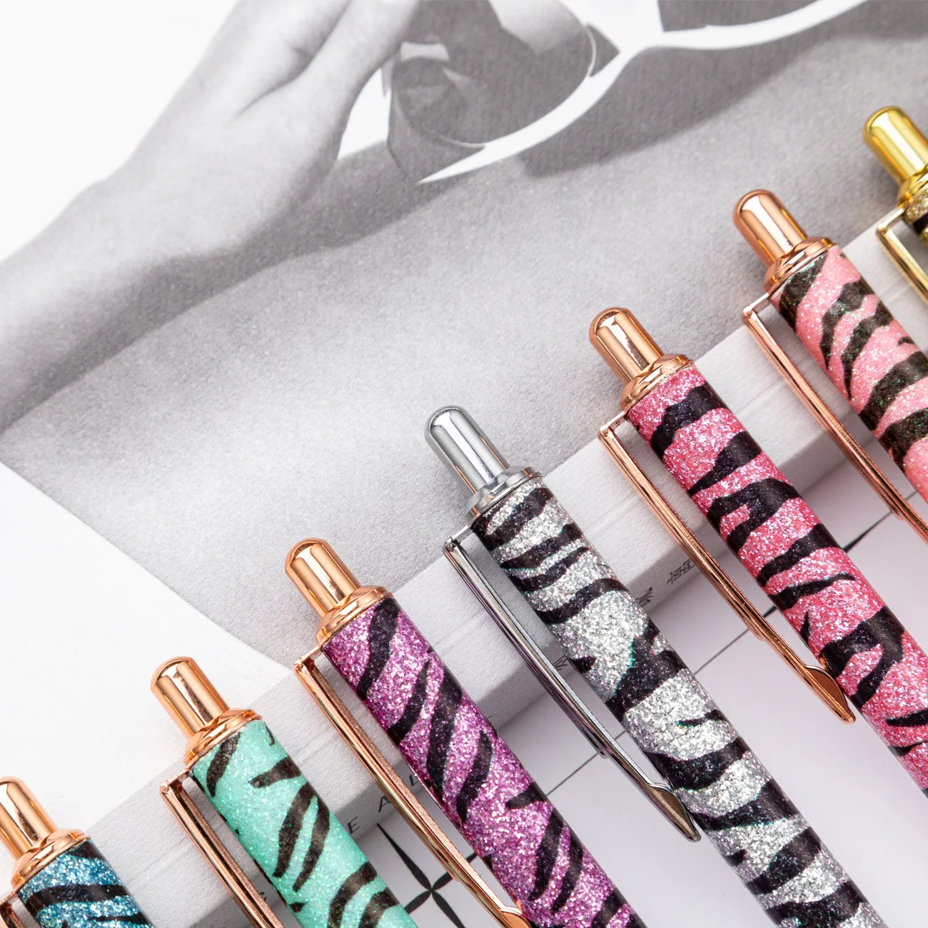 30PCS  Creative Gold Powder Jumping Ballpoint Pen Student Girl Press Wrap Pen Metal Gradient Ballpoint Pen