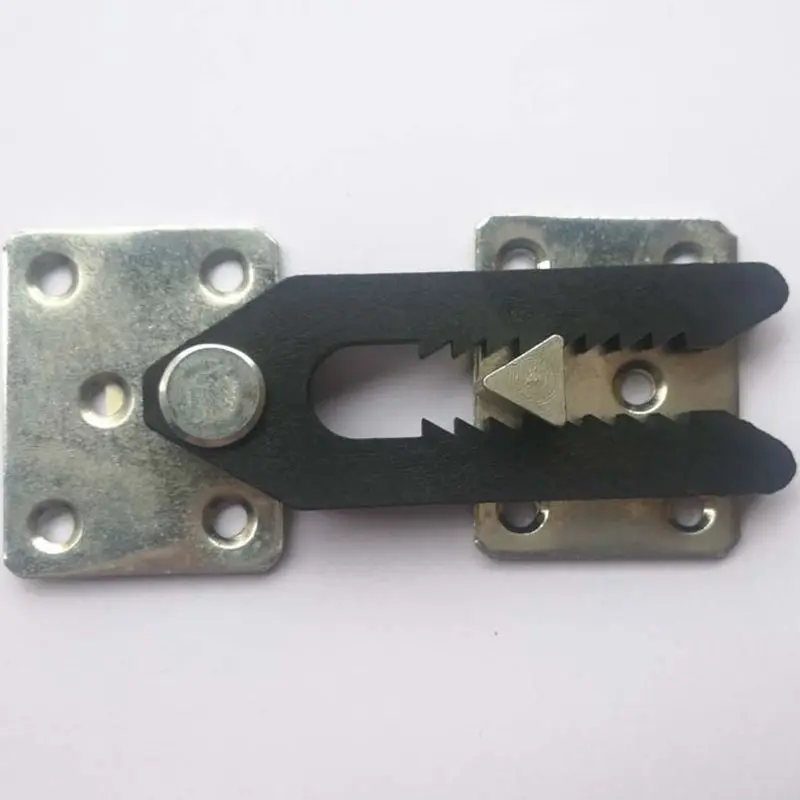Fibbia per divano domestico 2 in 1 Fibbia per collegamento divano Cerniere Cornici per mobili Divani Cerniere per connettori Accessori per collegamento hardware
