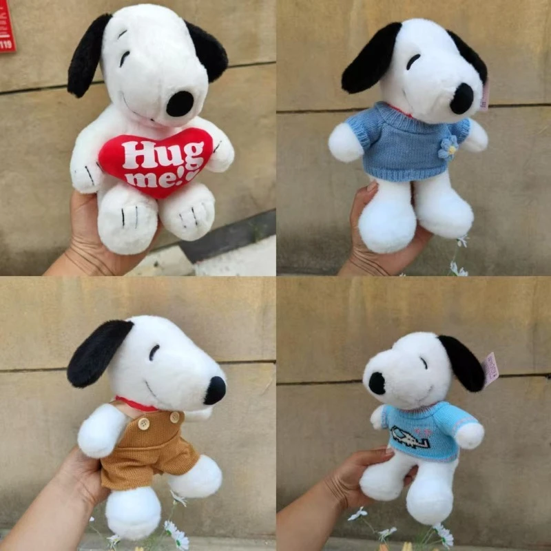 Nuovo simpatico e carino peluche Snoopy, bambola di peluche carina, bambola di cartone animato, regalo di compleanno, decorazione della stanza, regalo per ragazza per gli amici