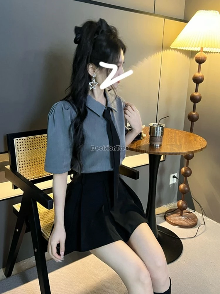 2024 프레피 스타일 루즈 심플 캐주얼 반팔 폴로 칼라, 넥타이, 퍼프 소매 짧은 셔츠, 탑 스커트, jk 세트, w743