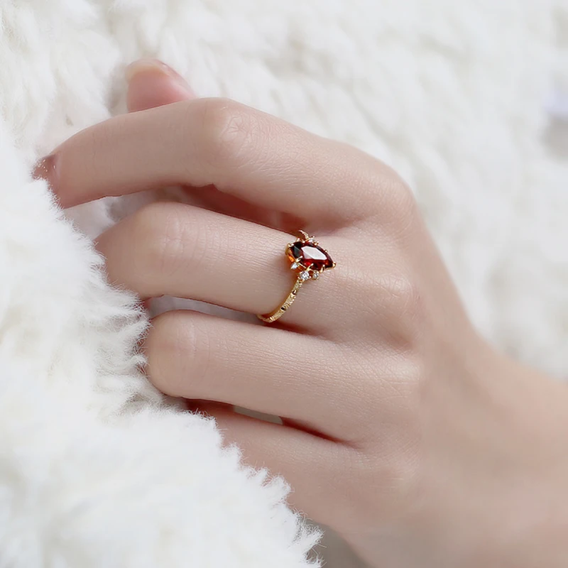 LAMOON Vintage Natural Garnet Rings For Women Natural Gemstone Luxury Wedding Engagement Ring 925 Sterling Silver Gold Plated