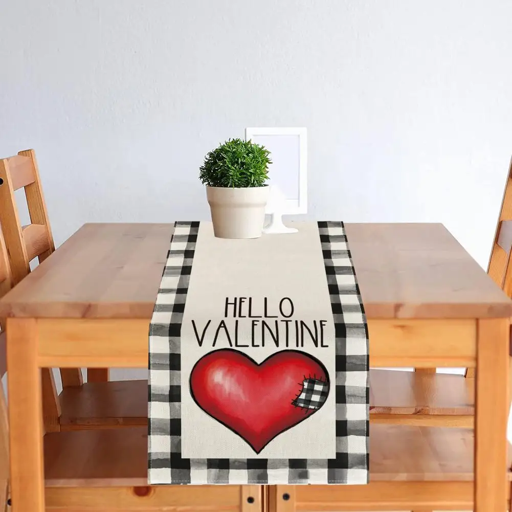 

Table Runner Heart Printing Valentines Day Home Decoration Table Runner Protects Table from Heat Scratches Spills Tablecloth