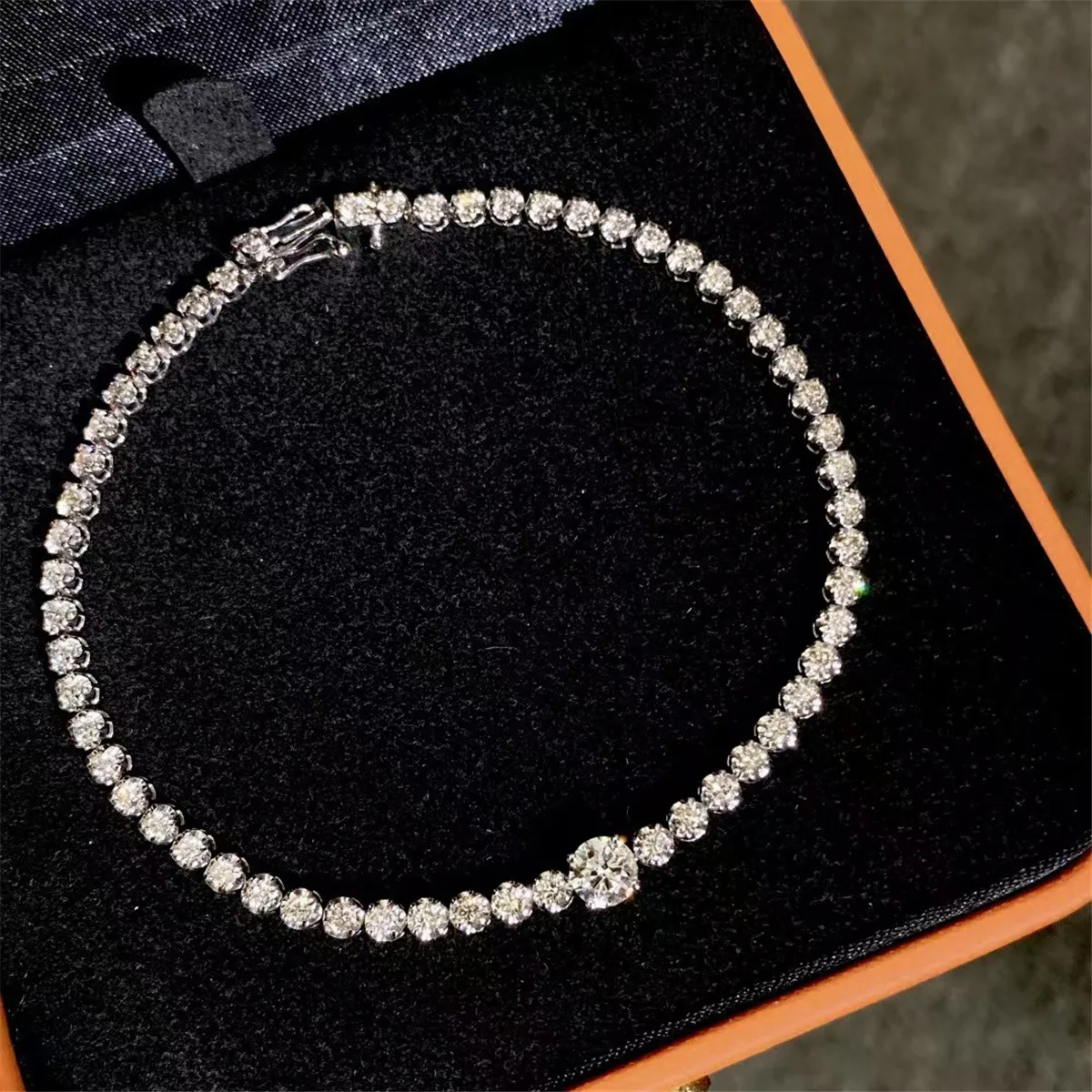 HPHT 18K Gold Lab-Grown Diamond Elliptical 0.5ct Full Diamond Bracelet, Teardrop 0.5ct 14K Gold Fashion Jewelry Bracelet Custom view 4