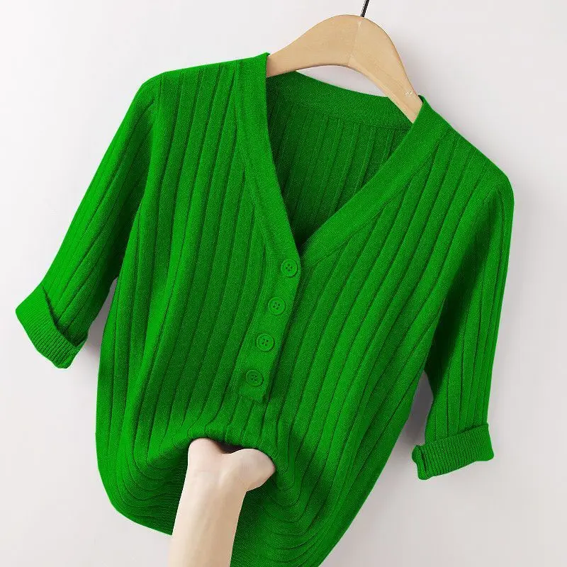 Women Sweater V-neck Short-Sleeved Worsted Europe Style Spring New Design Grace Simplicity Light Pullover Mujer Korean Fashion