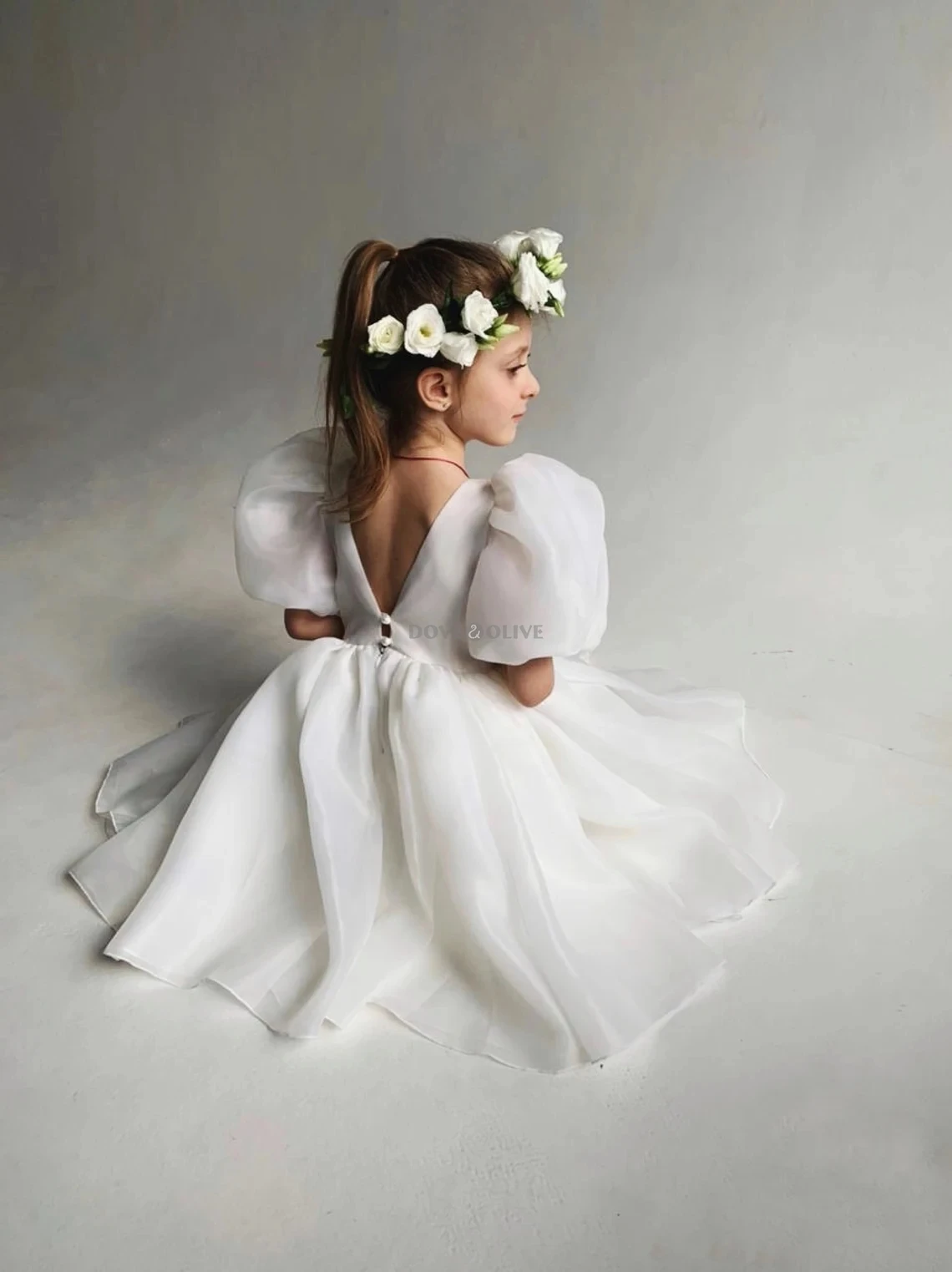 

Богемное платье цвета слоновой кости для девочек-цветочниц из органзы с пышными короткими рукавами и круглым вырезом длиной до колена, платье для первого причастия